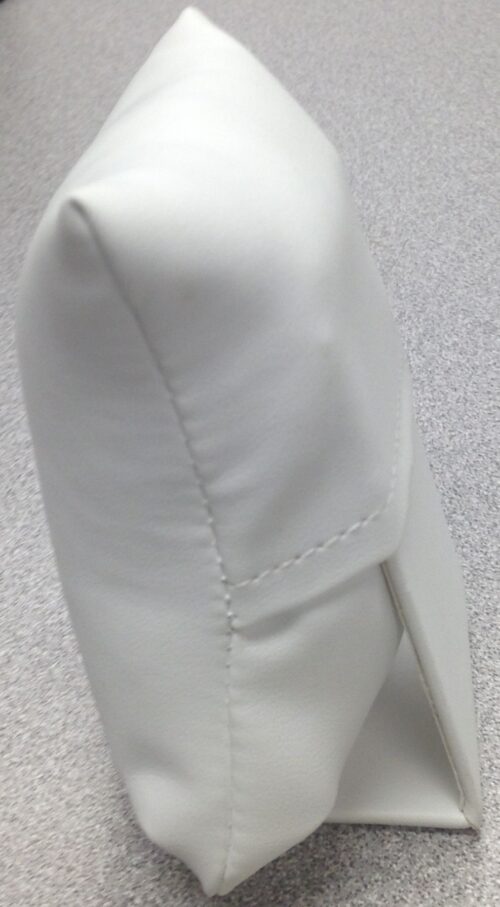 PILLOWSWHT